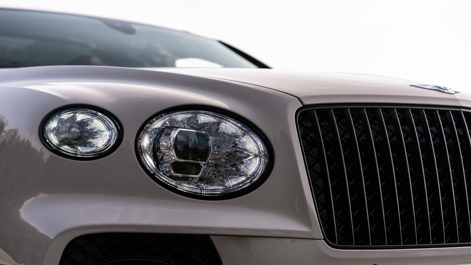 Bentayga EWB Grill