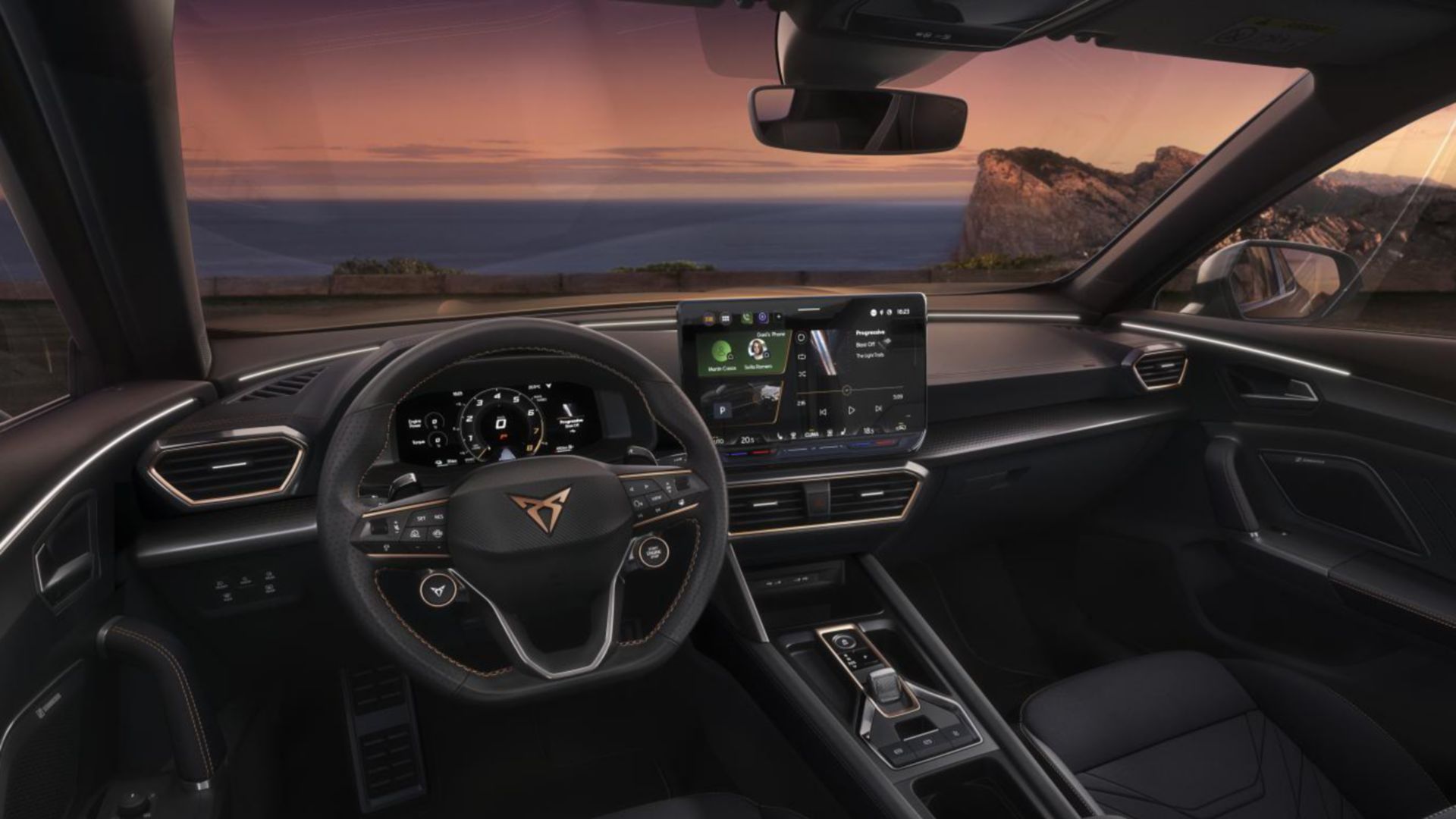 CUPRA Formentor Cockpit bei Sonnenuntergang