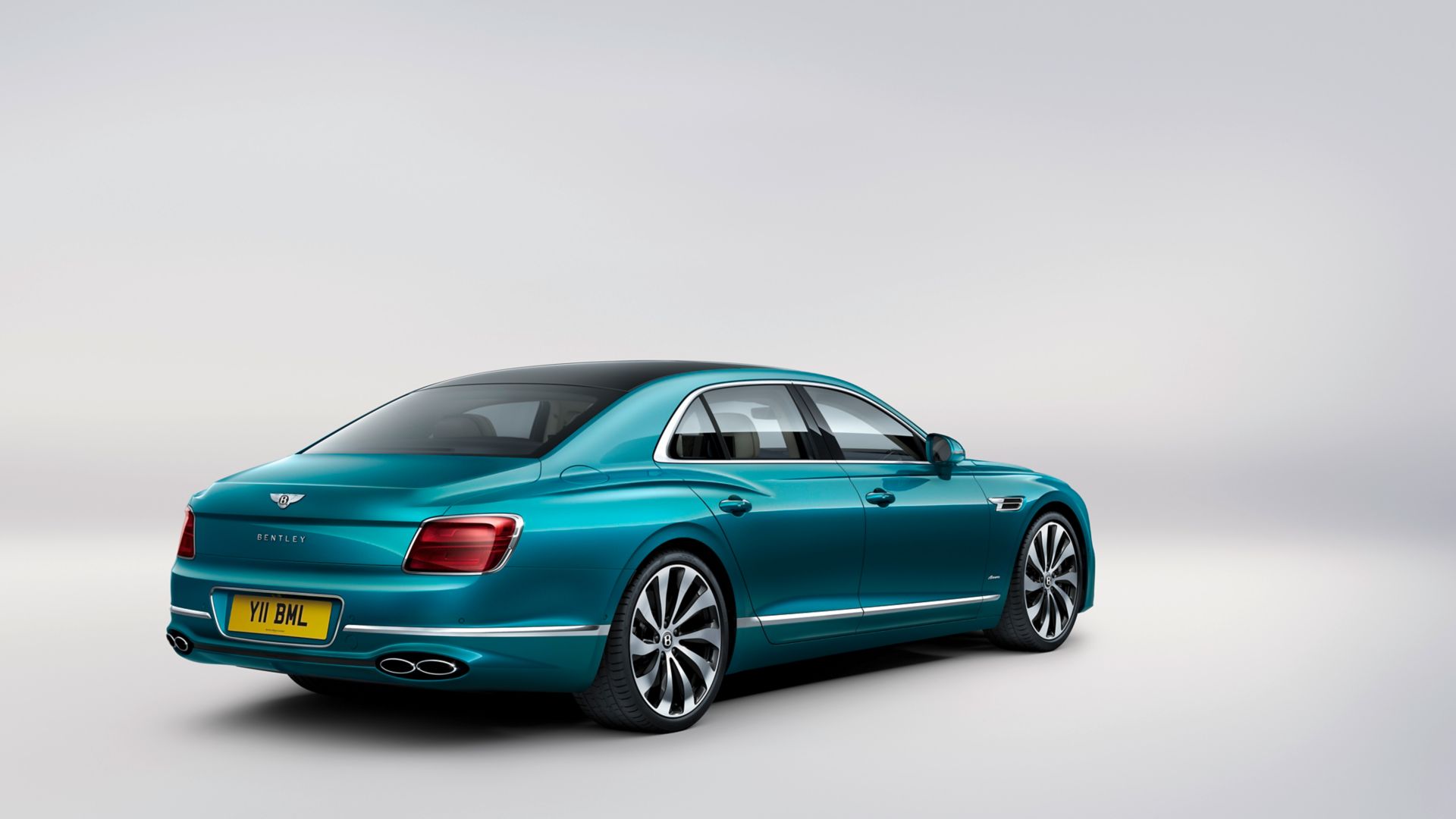 Bentayga EWB aussen Heck