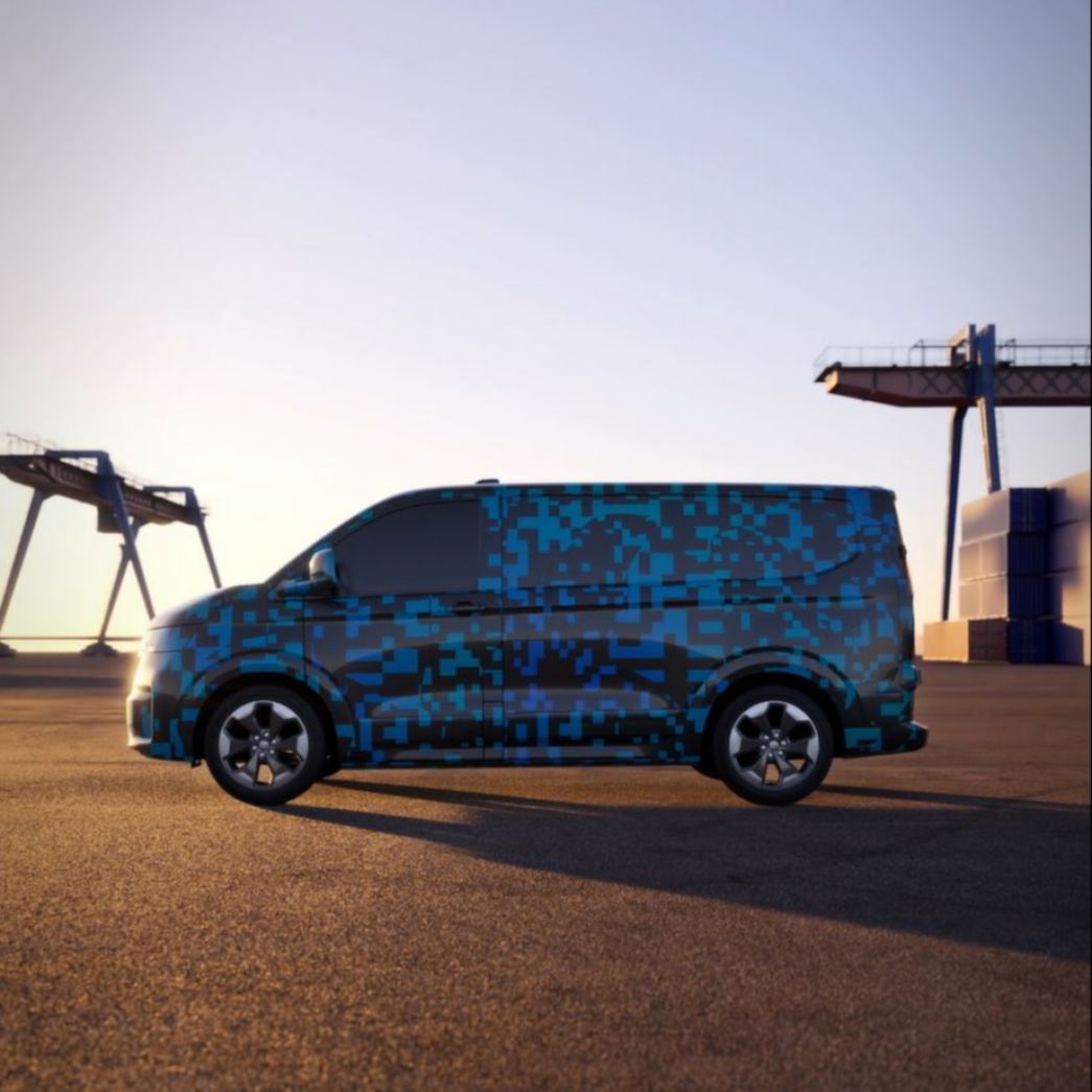 VW Transporter side view