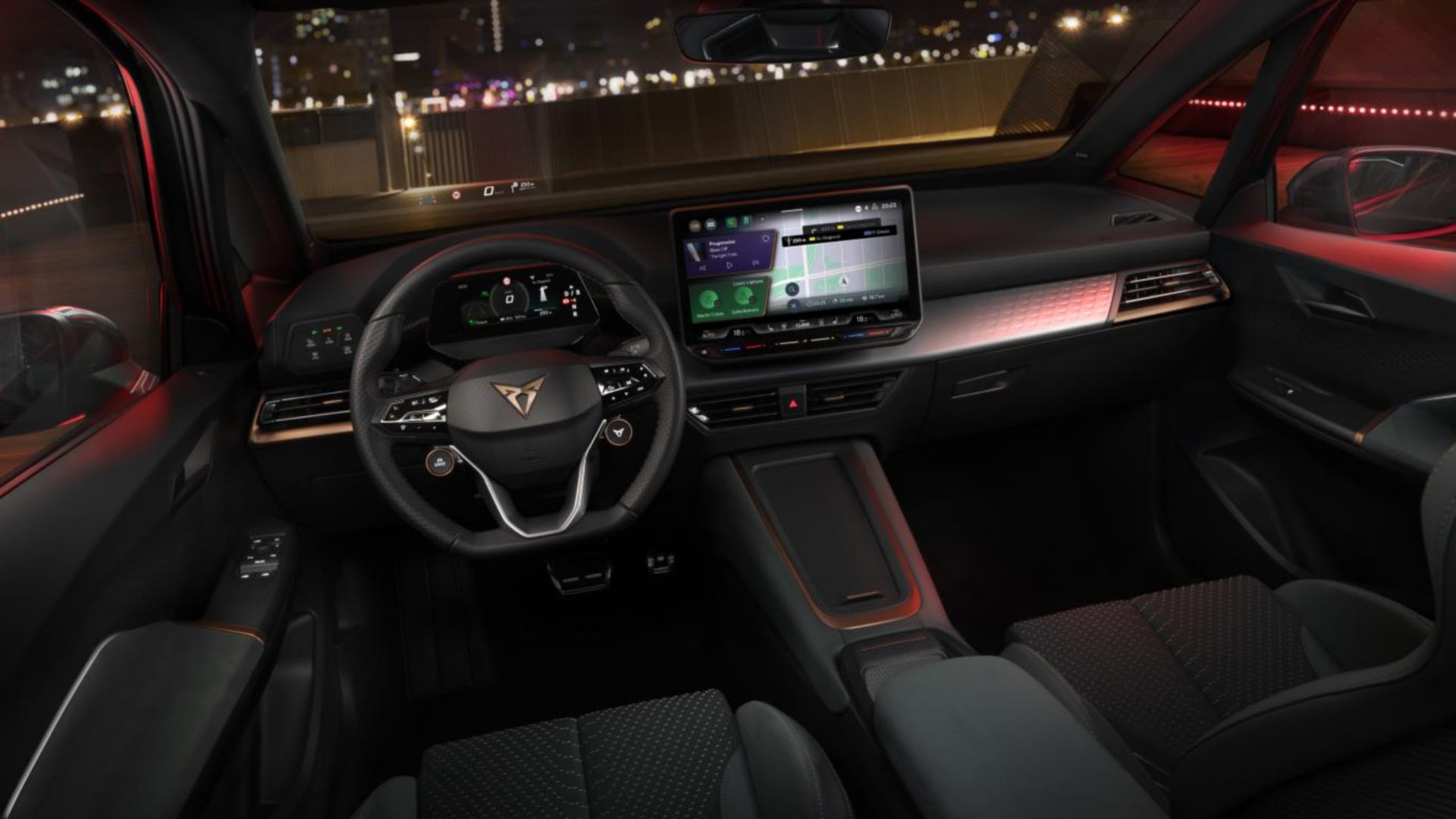 AMAG CUPRA Born VZ abitacolo moderno