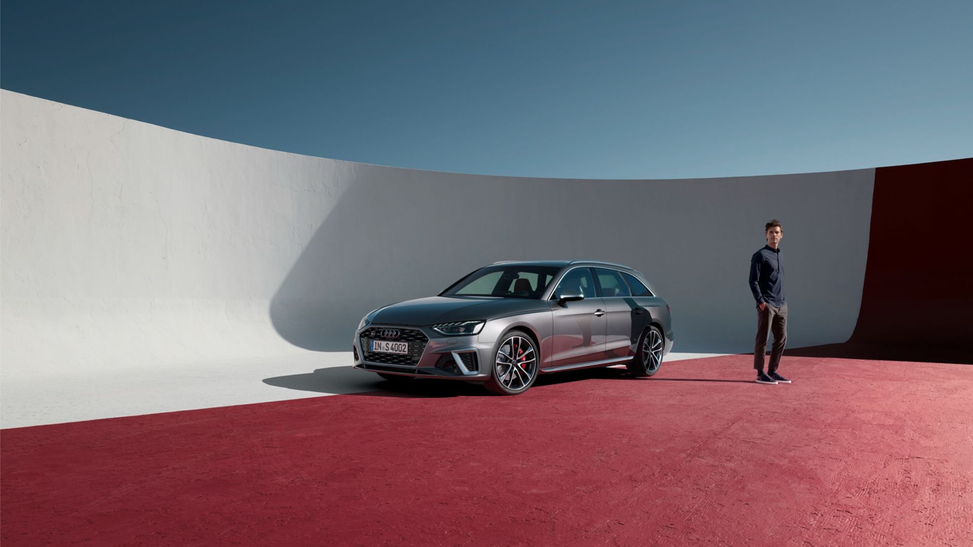 Audi A4 Front- Seitenansicht