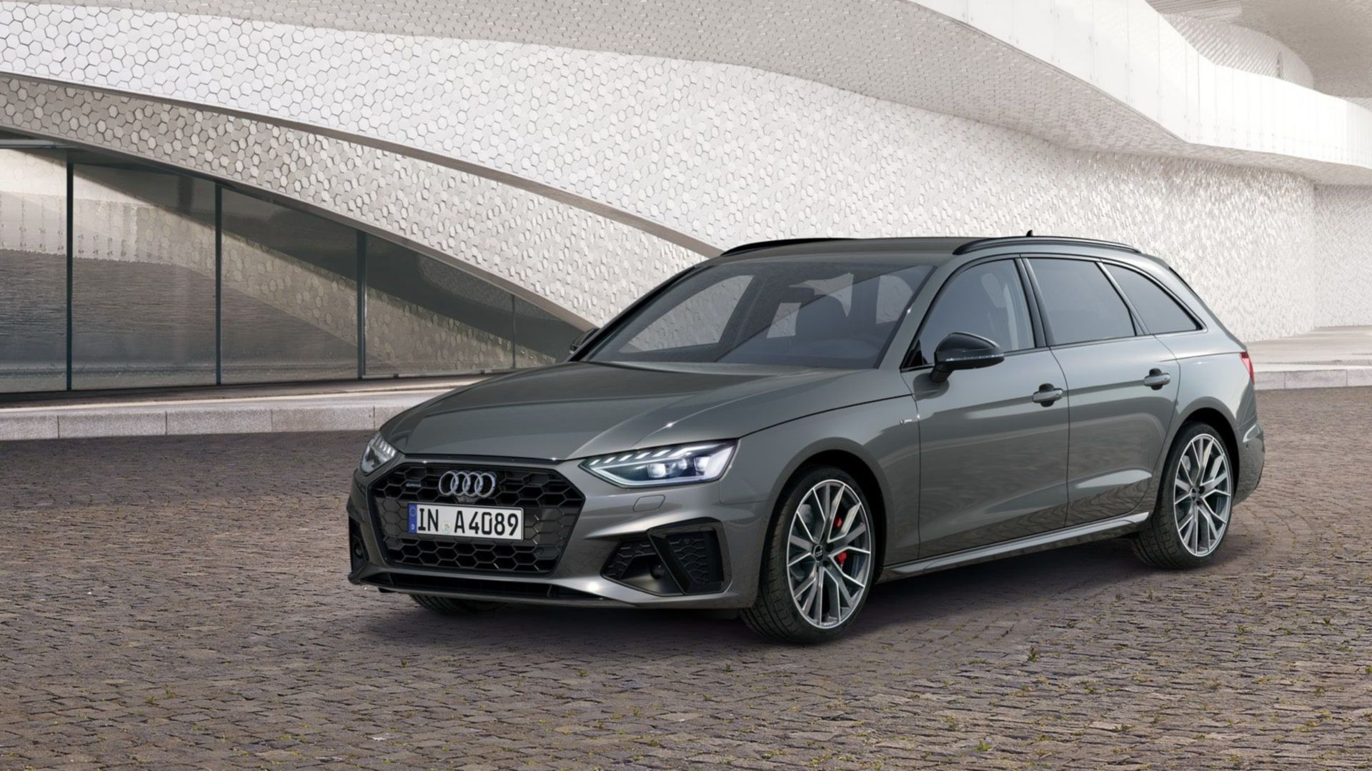 Audi A4 vista laterale anteriore