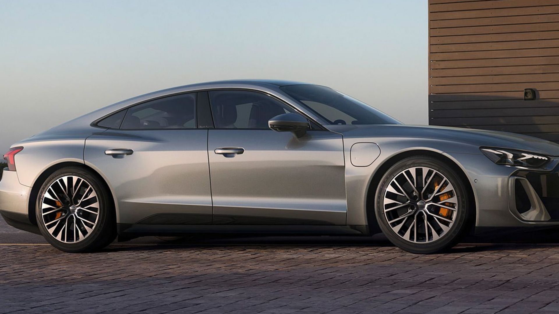 amag-audi-q4-parte-frontale