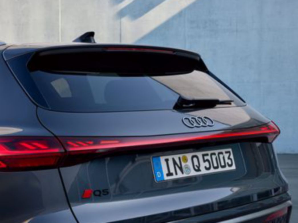 Audi Q5 rear view