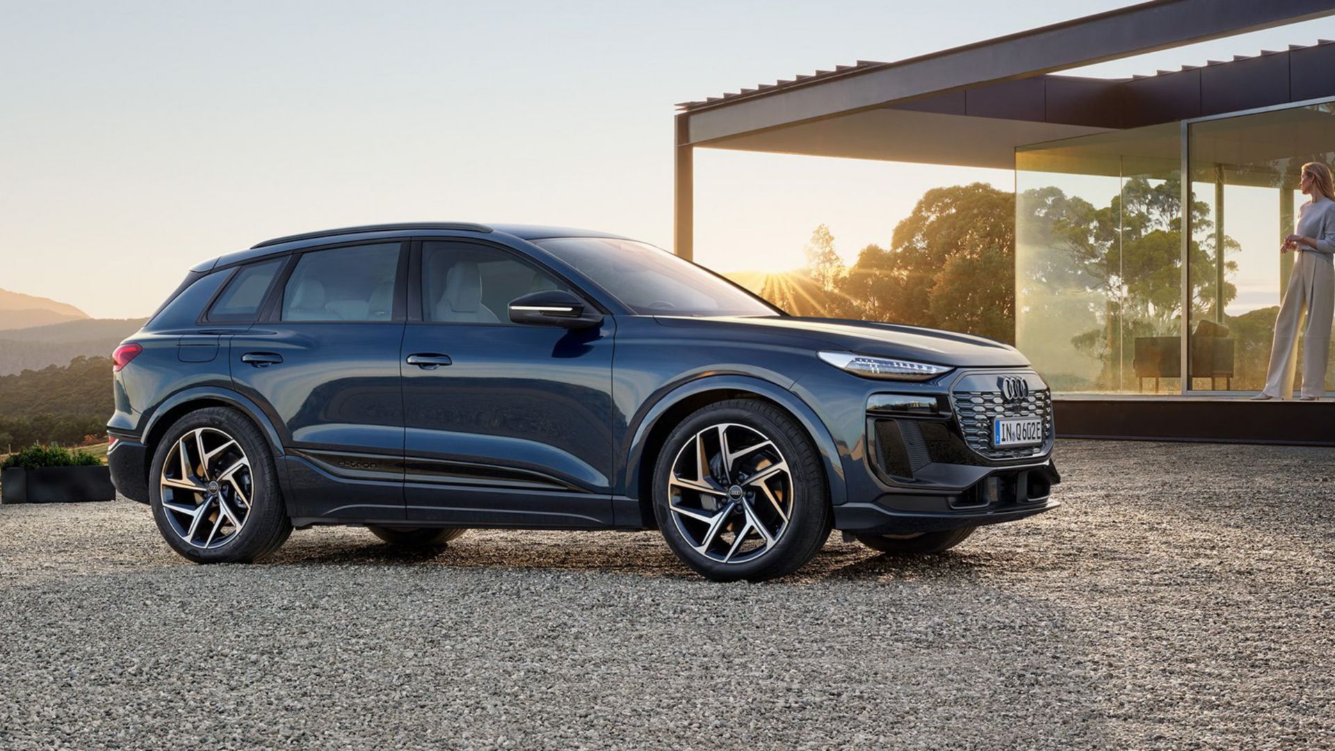 Audi Q6 e-tron parcheggiata