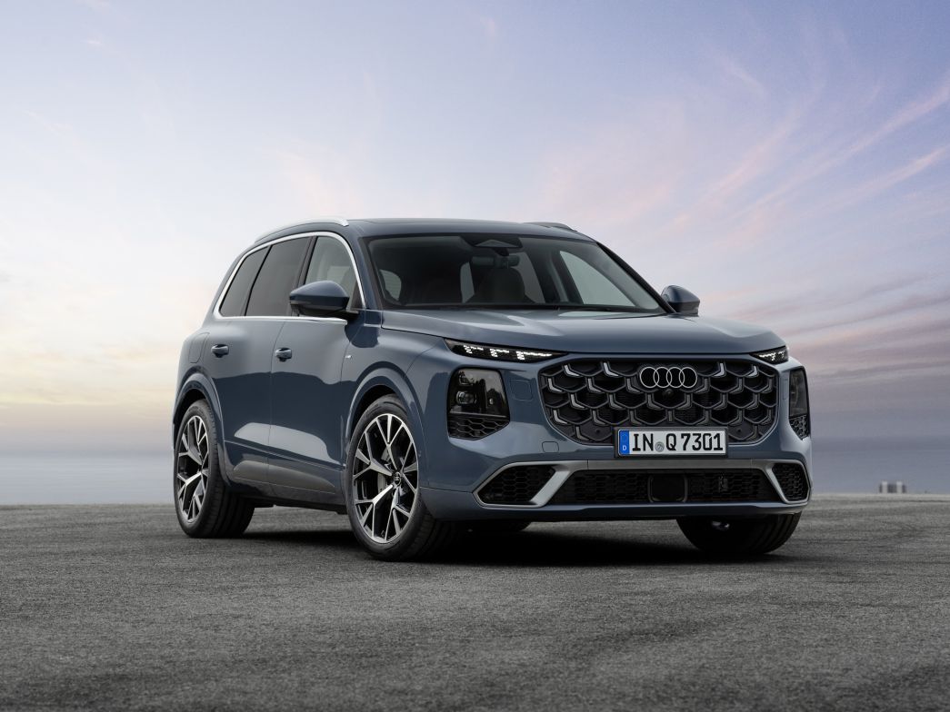 Audi Q7 grau Frontansicht