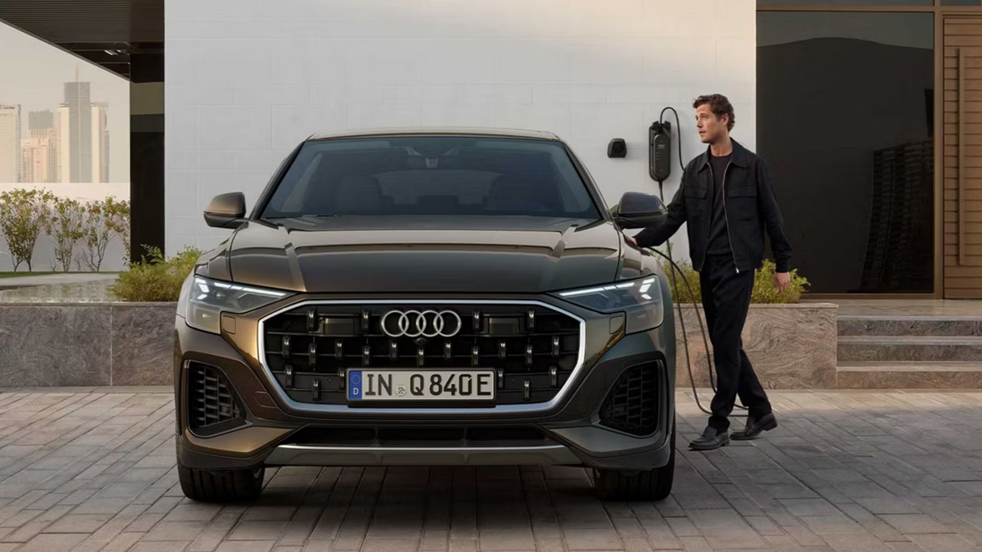 amag-audi-q4-seitlich