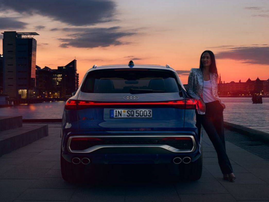 Blue Audi Q5 Sportback rear