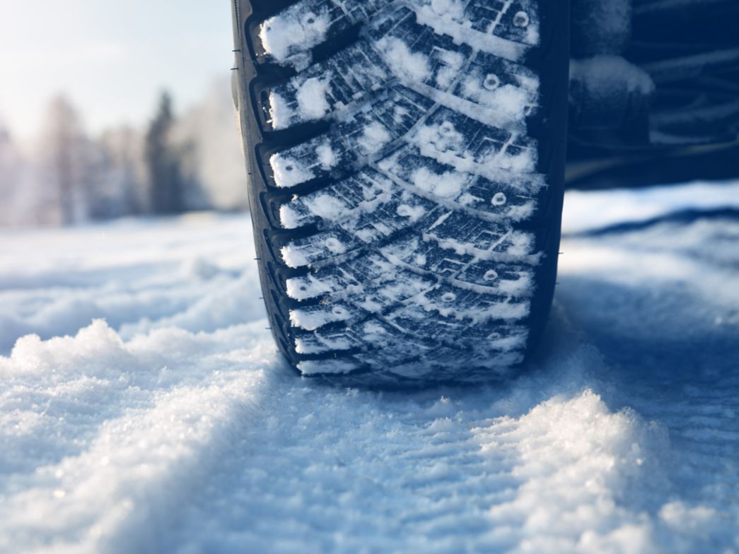 Accessori auto: pneumatici sulla neve