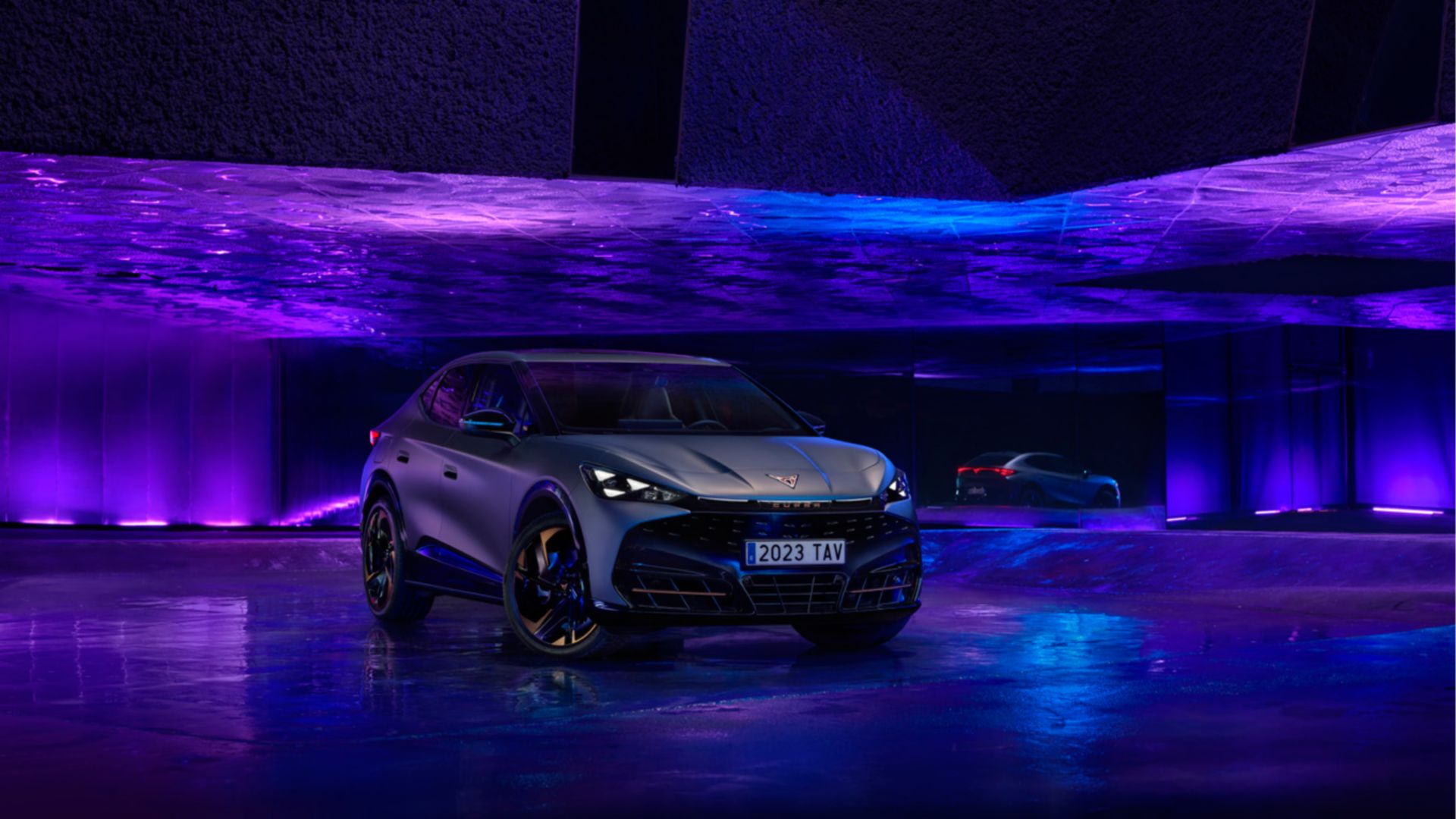 Vue de face de la CUPRA Tavascan