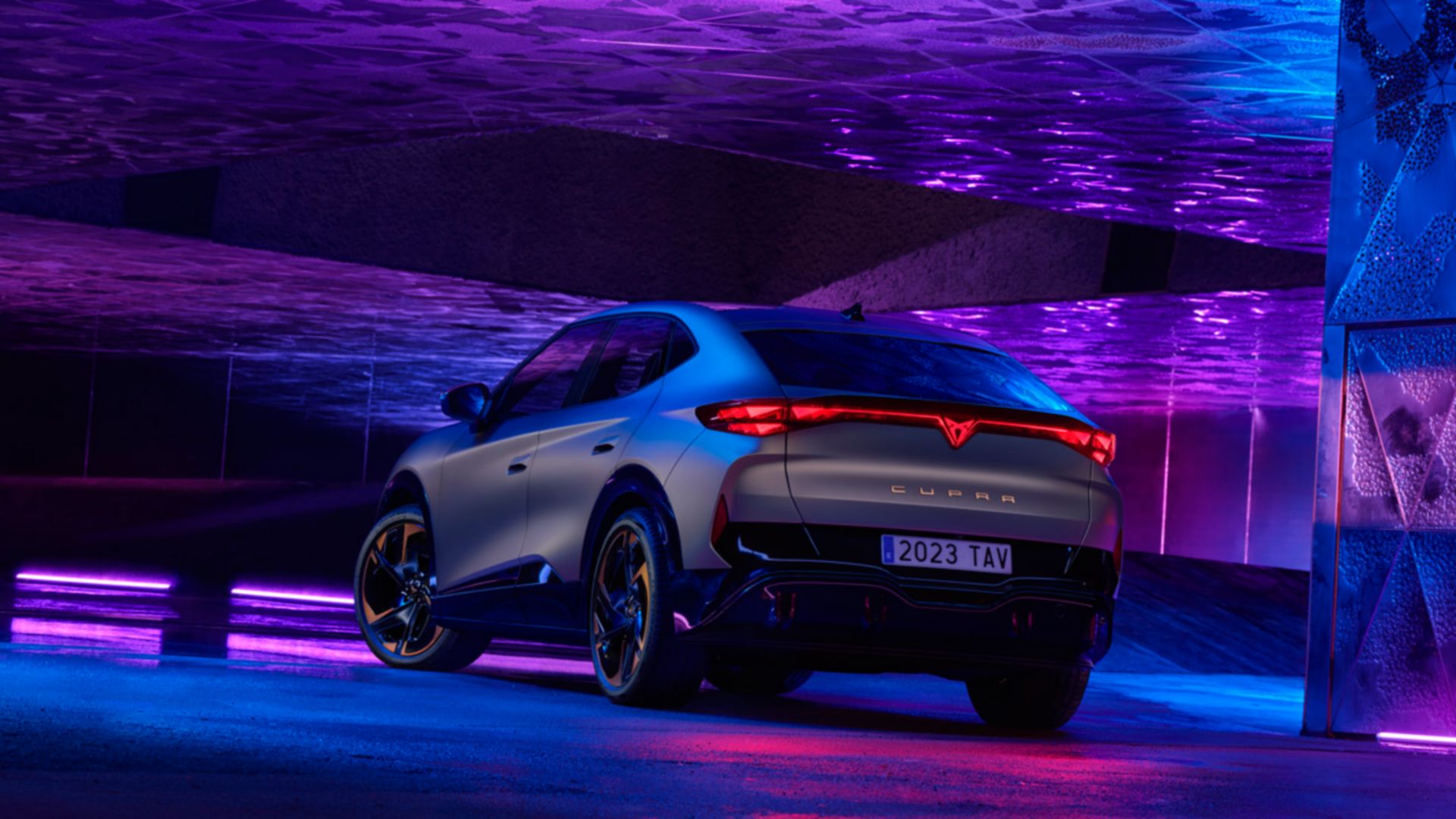 Vue arrière de la CUPRA Tavascan