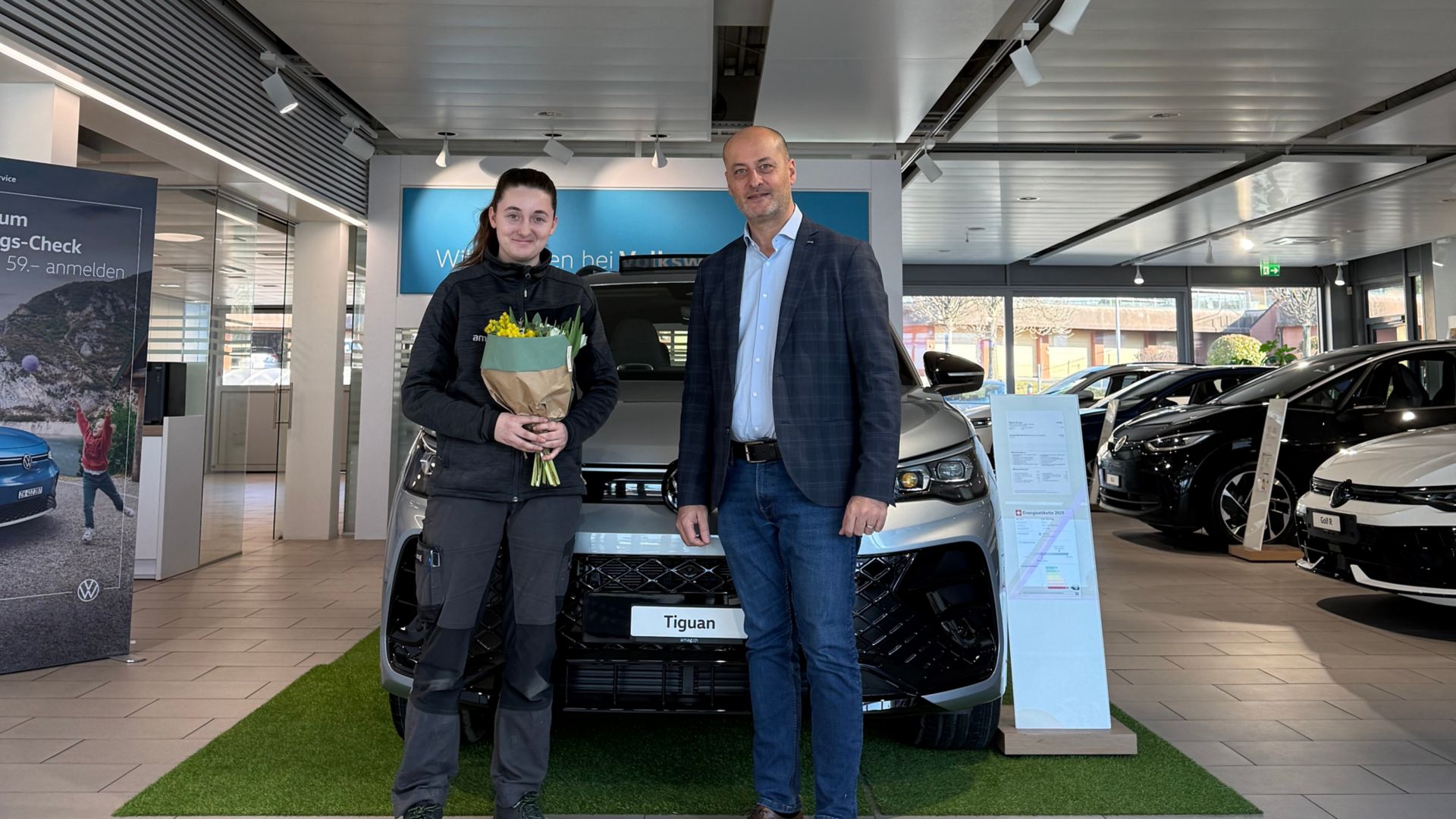 Weltfrauentag Frau mit Blumen