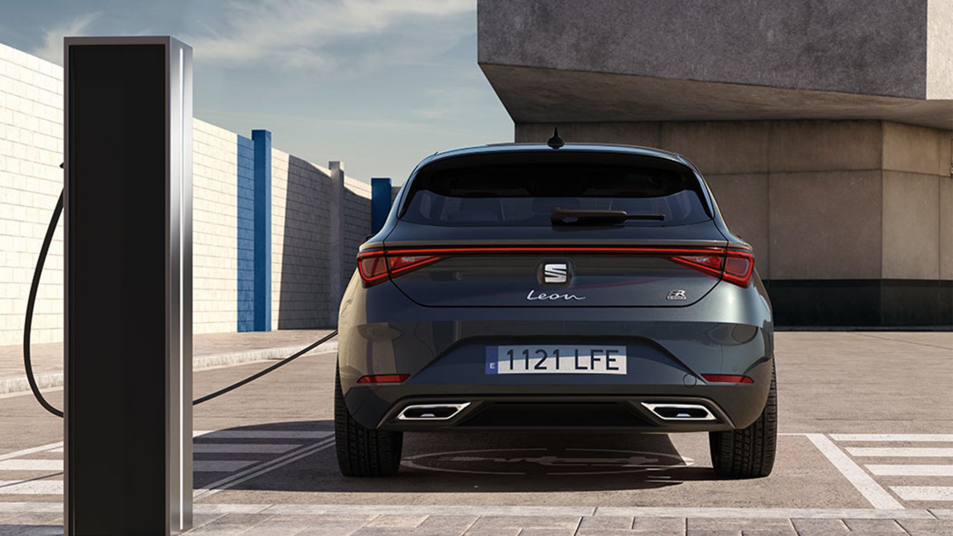amag-seat-leon-hybrid