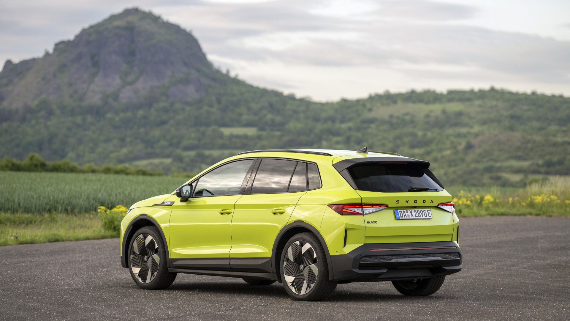Skoda Elroq RS grün Heckansicht