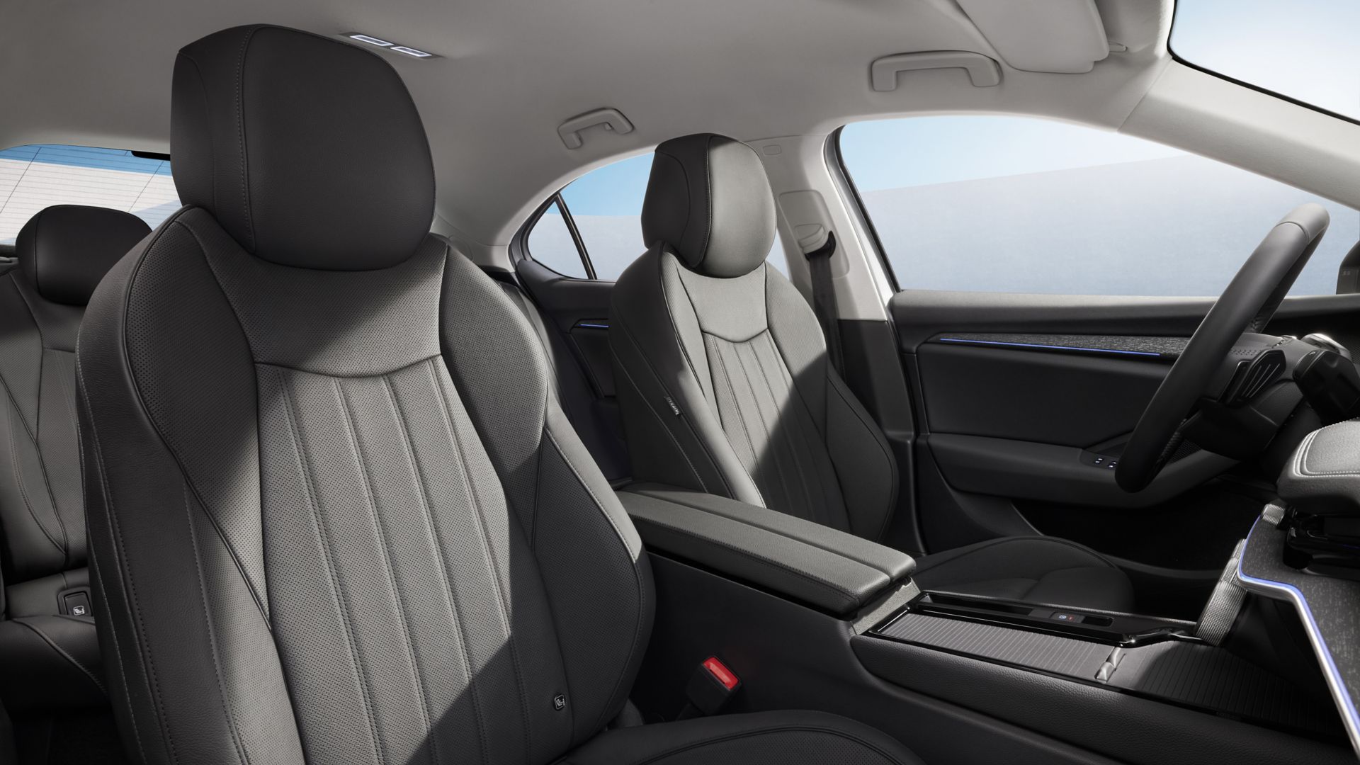 Skoda Superb Vordersitze