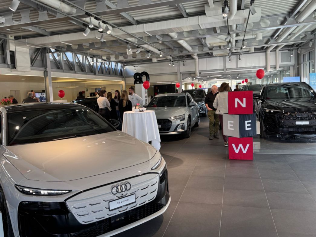 Blick in den Audi Showroom