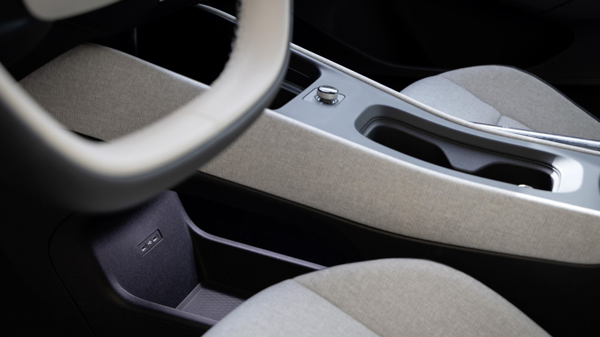 VW ID. Polo seitlich blau Cockpit