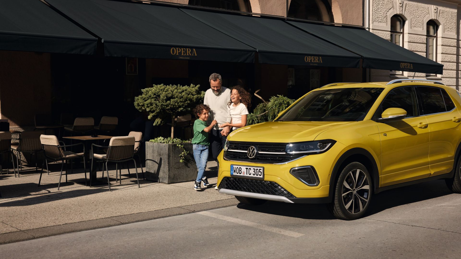 VW T-Cross new gelb seitlich