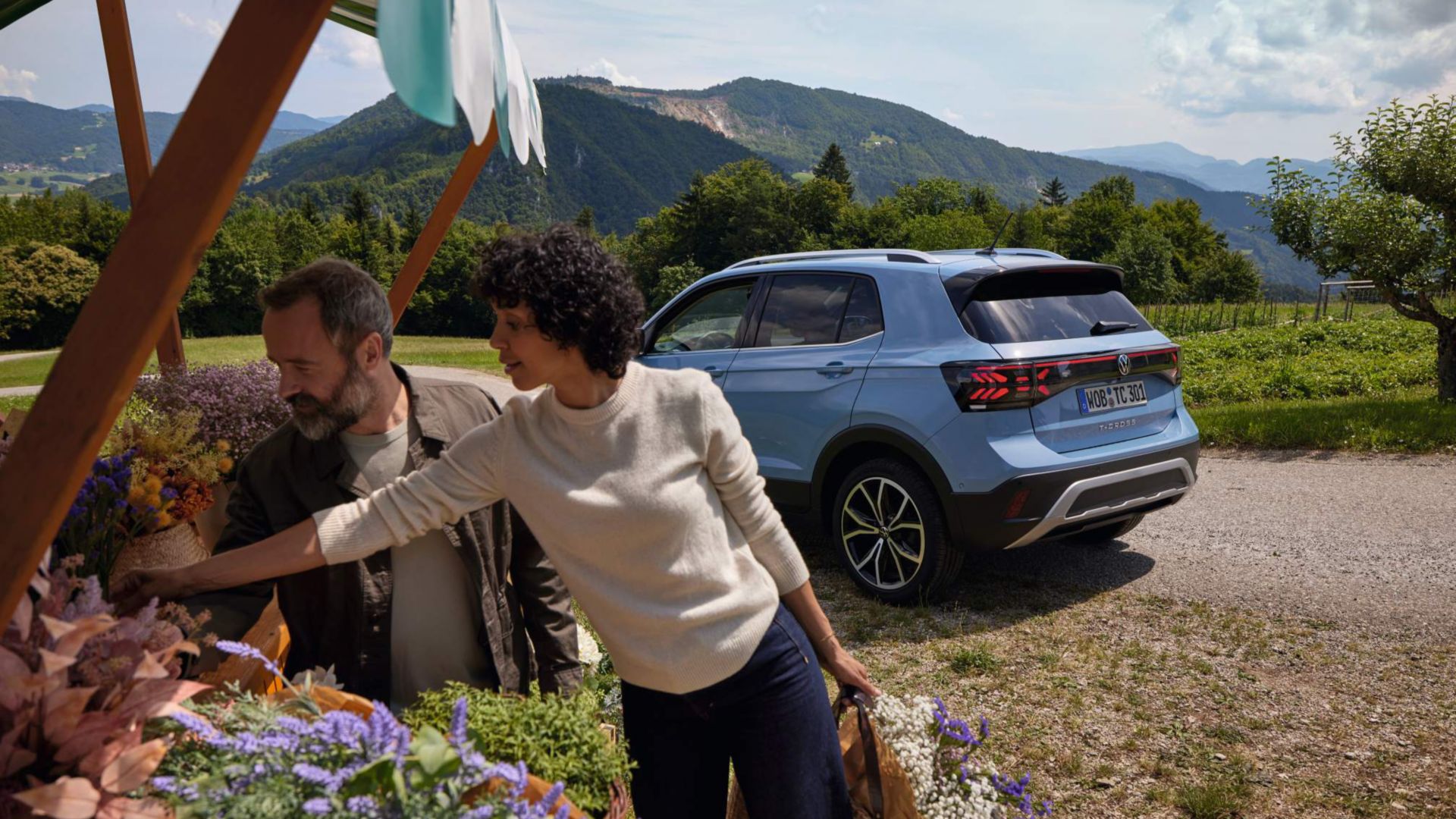 Probefahrt mit dem VW T-Cross in der Natur