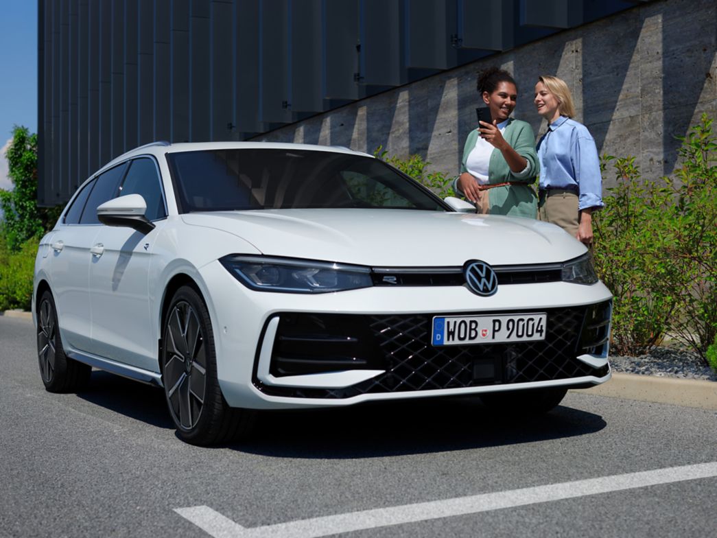 The lights of the new VW Passat