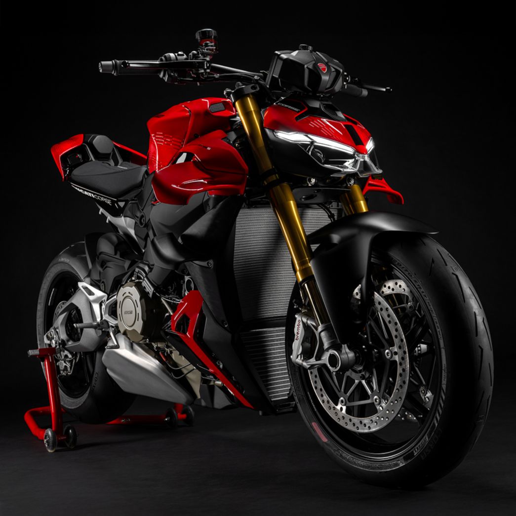 Streefighter V4 S Corse