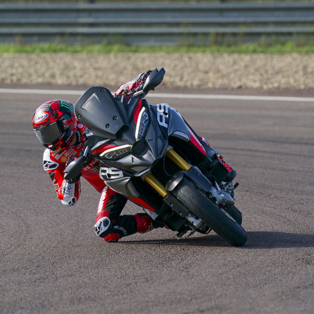 Multistrada V4 RS auf der Rennstrecke