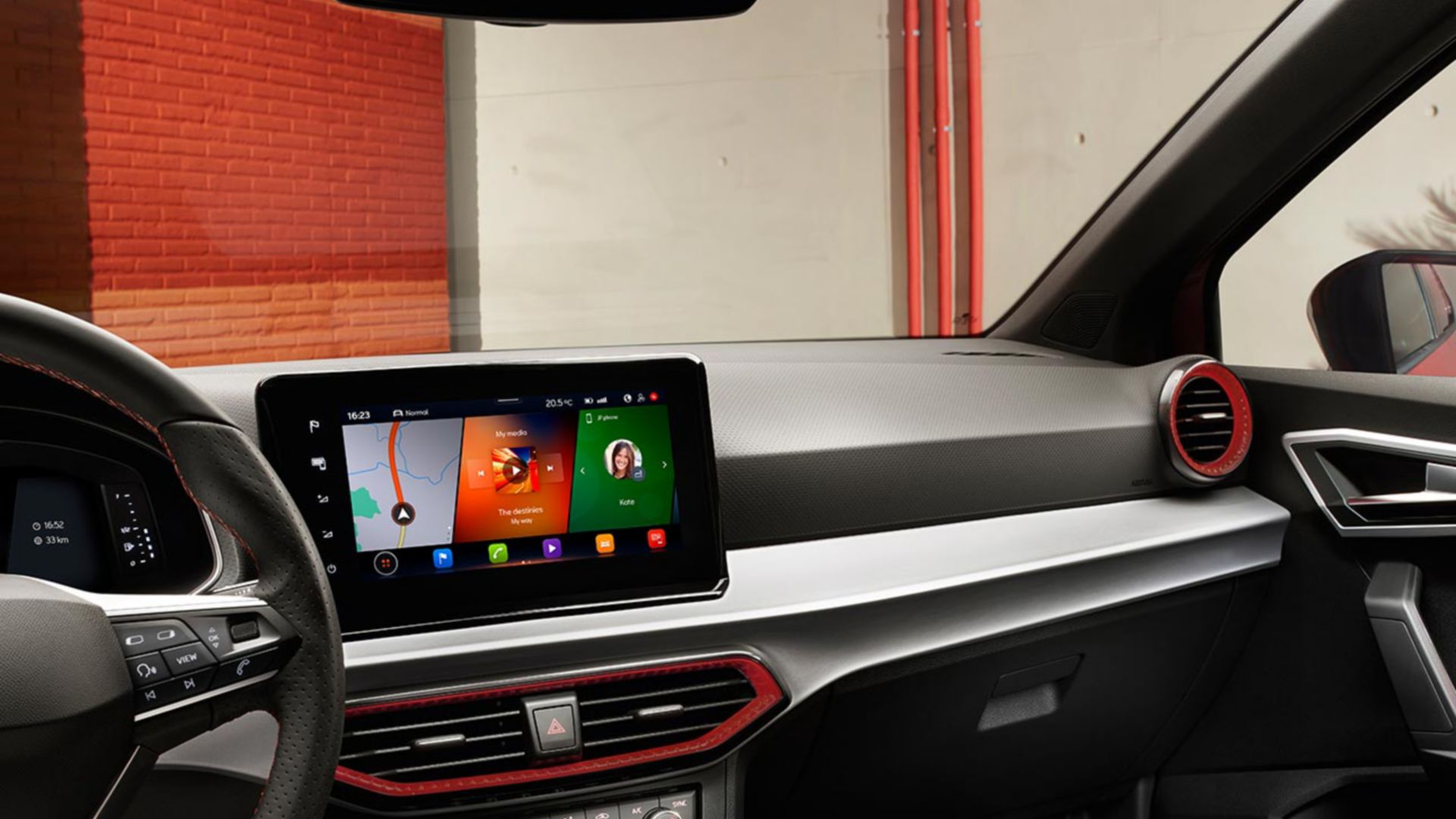 SEAT Ibiza cockpit et display