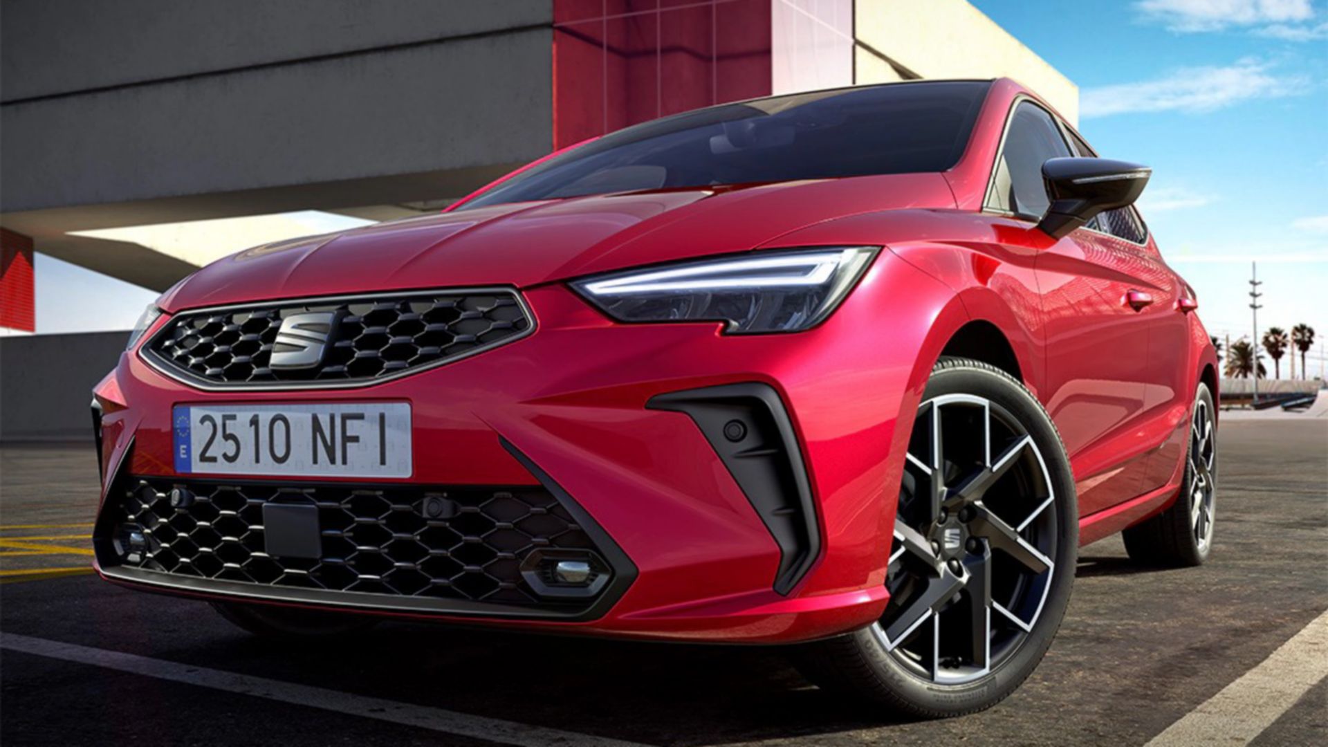 SEAT Ibiza noire vue de face